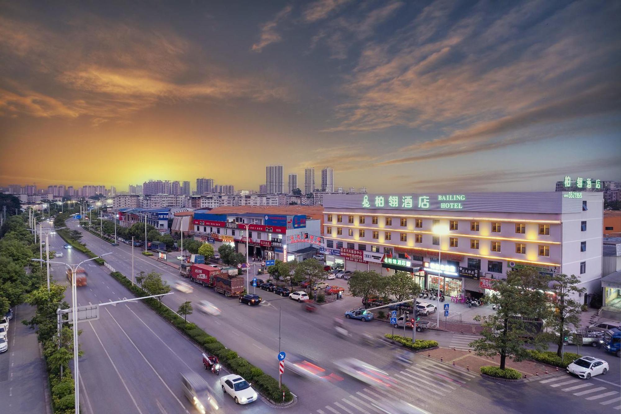 Bai Ling Hotel Nanning Exterior photo